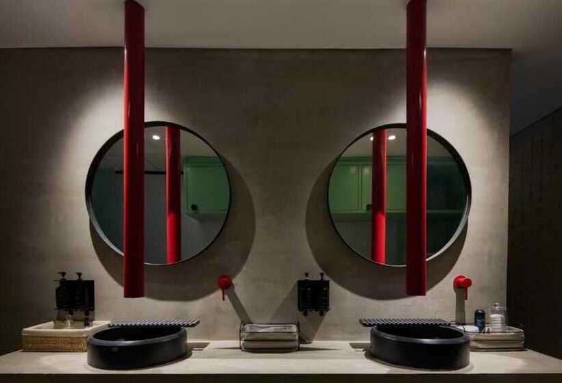 호텔 Wellcomm Spa &