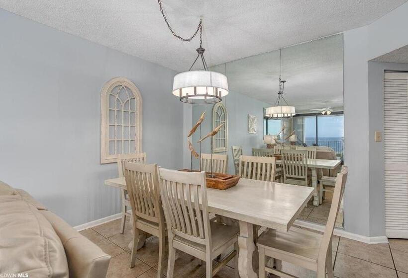 Windward Pointe   404   Amazing Views Huge Balcony 3 Bed