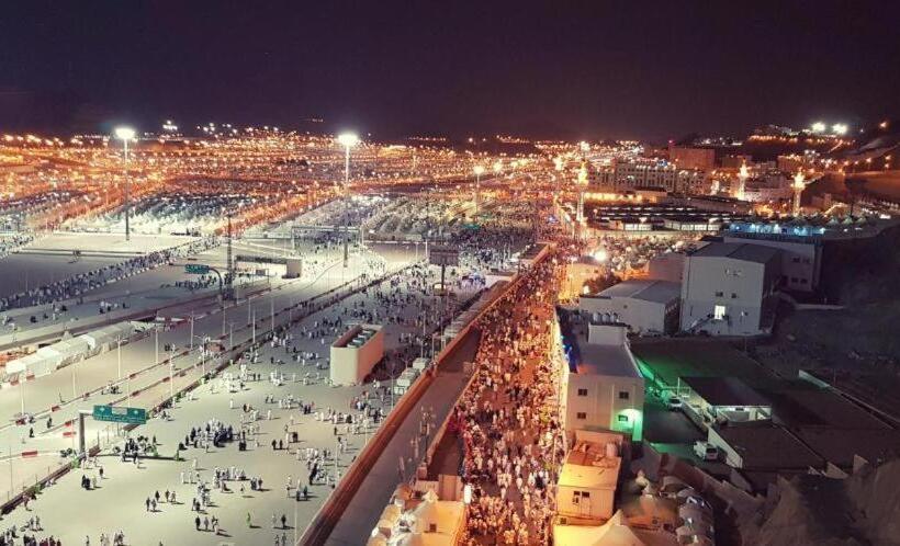 فندق الركائز