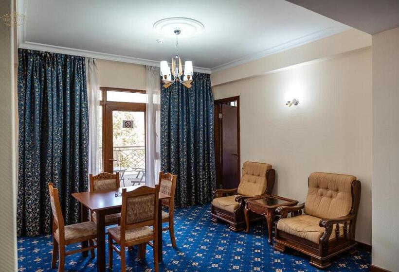 هتل Afra Oghuz Mountain Resort