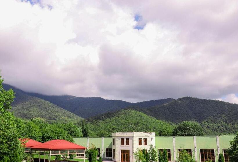 هتل Afra Oghuz Mountain Resort