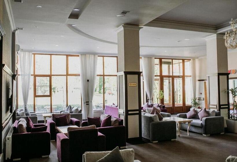 هتل Afra Oghuz Mountain Resort