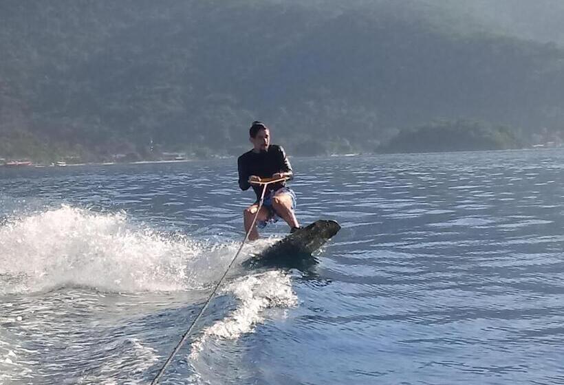 הוסטל Acorde Eco