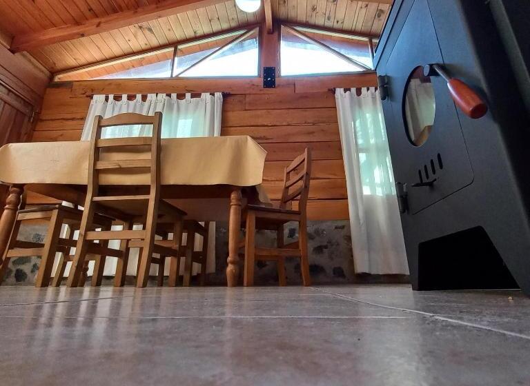 הוסטל Cabañas Brisas Del Bosque