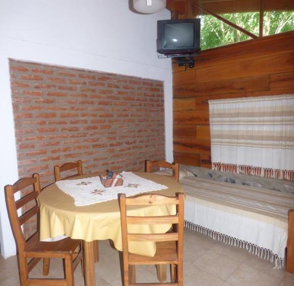 הוסטל Cabañas Brisas Del Bosque