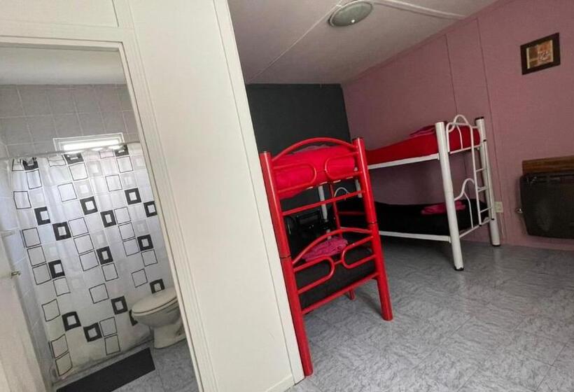 הוסטל Complejo Don Joel