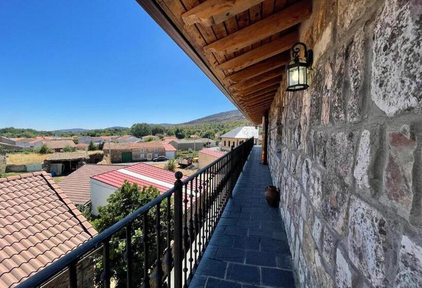 호스텔 La Guarida De La Lleira