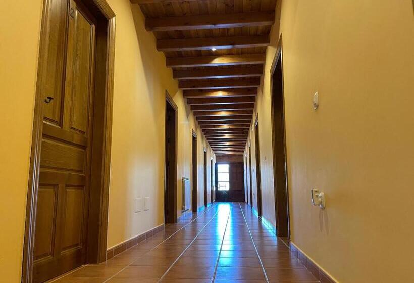 ユースホステル La Guarida De La Lleira