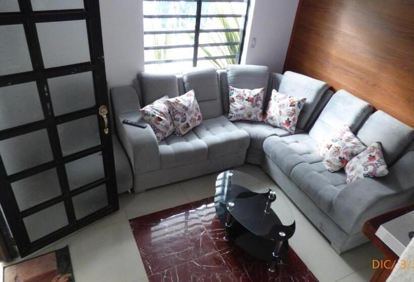 Общежитие Los Ocobos Libano   Hostal Y Restaurante