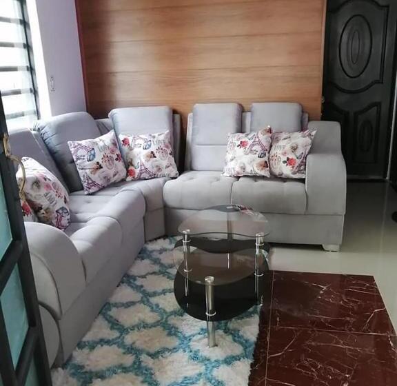 Общежитие Los Ocobos Libano   Hostal Y Restaurante