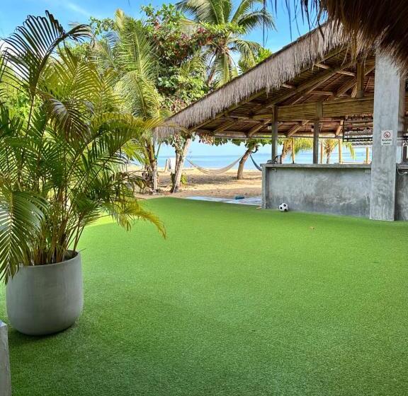 فندق صغير Puk S Palace Thailand