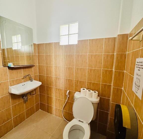 فندق صغير Puk S Palace Thailand