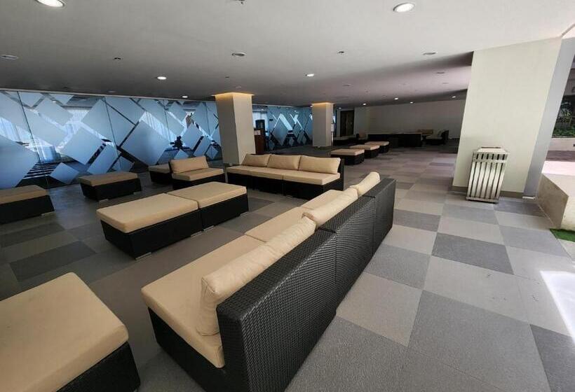 הוסטל Staycation Ng Bayan