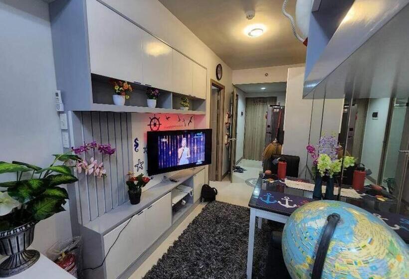 הוסטל Staycation Ng Bayan