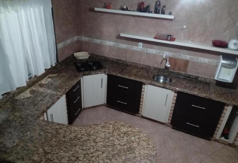 הוסטל Suites Econômicas Beto Carreiro Word