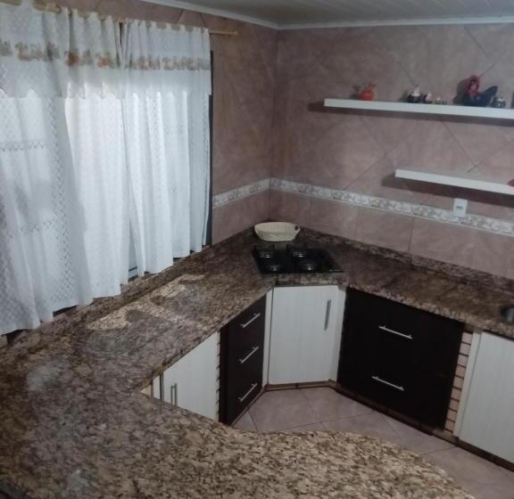 הוסטל Suites Econômicas Beto Carreiro Word