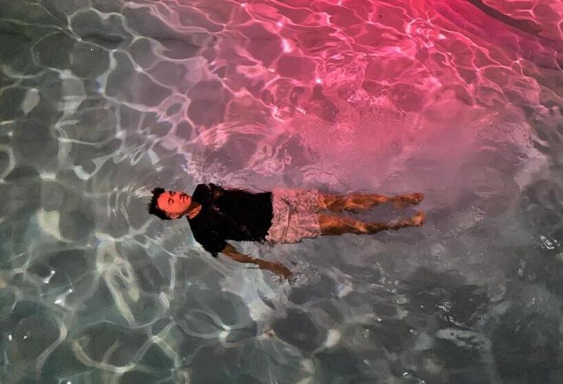 Aqua Ripple Private Resort