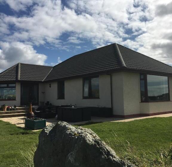 Bed and Breakfast Aurora