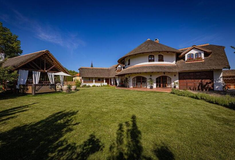 Bed and Breakfast Butik Design Nádas