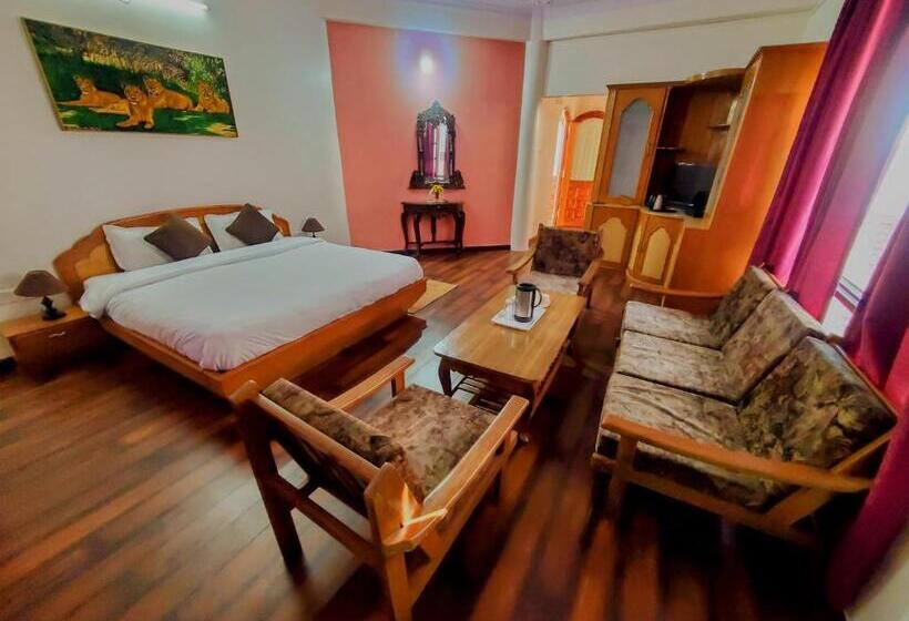 민박 Cedar Cottage