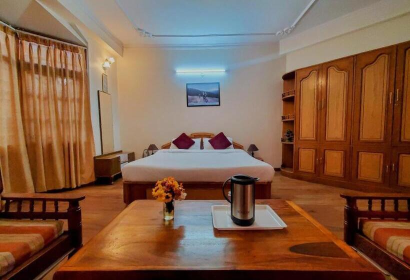 민박 Cedar Cottage