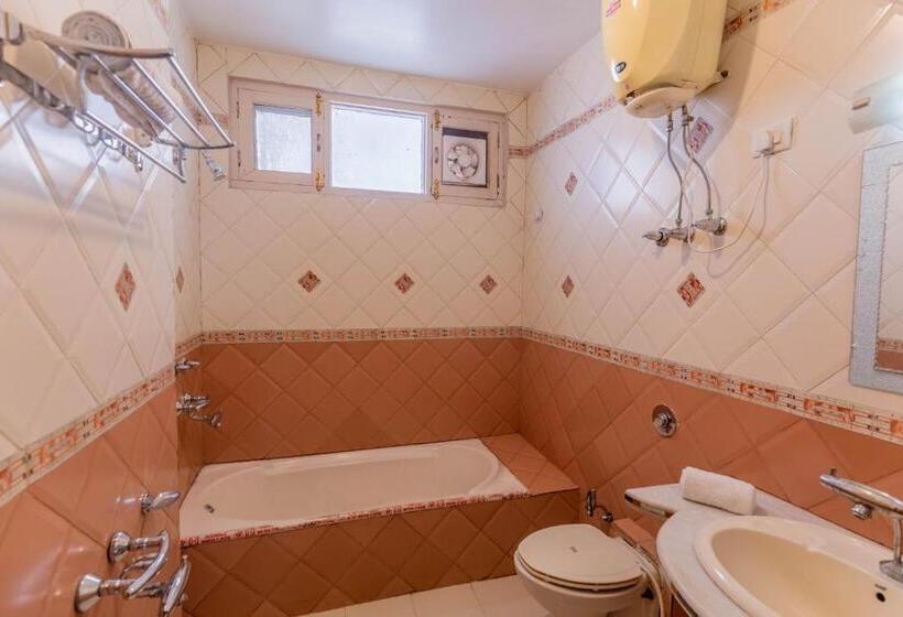 민박 Cedar Cottage