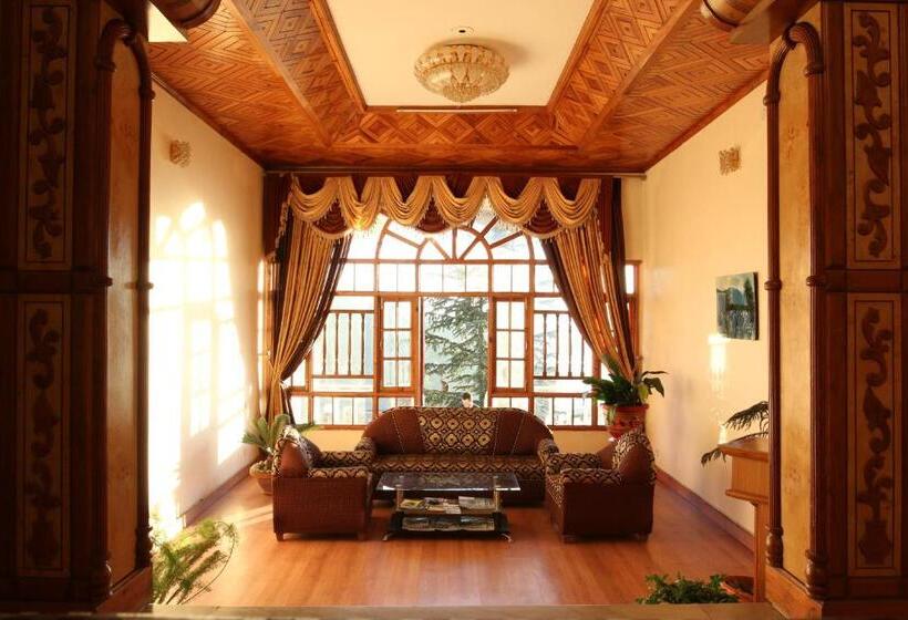 민박 Cedar Cottage