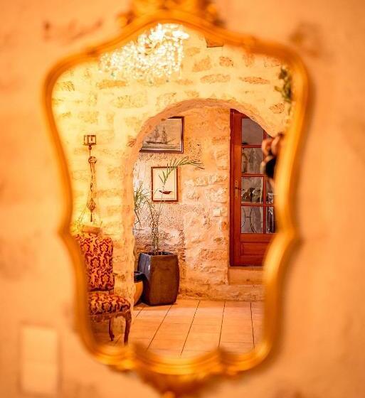 Bed and Breakfast Domaine De La Croix Du Vexin