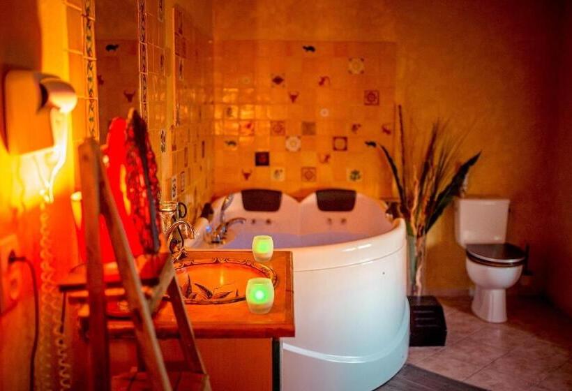 Bed and Breakfast Domaine De La Croix Du Vexin