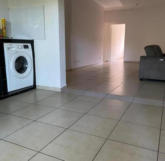 مبيت وإفطار Hostel Toucan