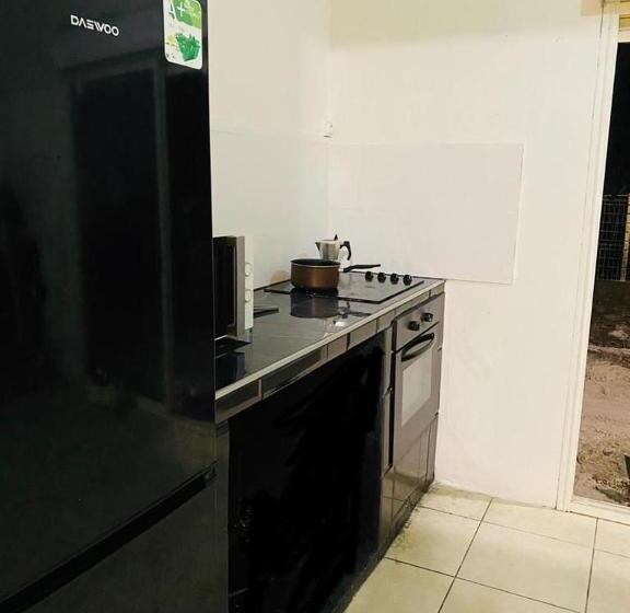 مبيت وإفطار Hostel Toucan