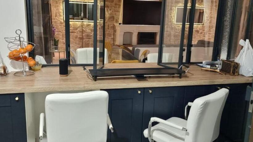 مبيت وإفطار La Villa Jacuzzi Et Cinéma Les 300 à 15 Min De Paris Jo 2024 Et Du Stade De France Tarifs Privileges