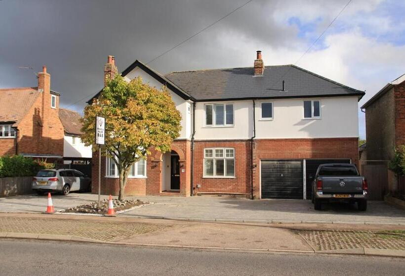 مبيت وإفطار Magnolia House