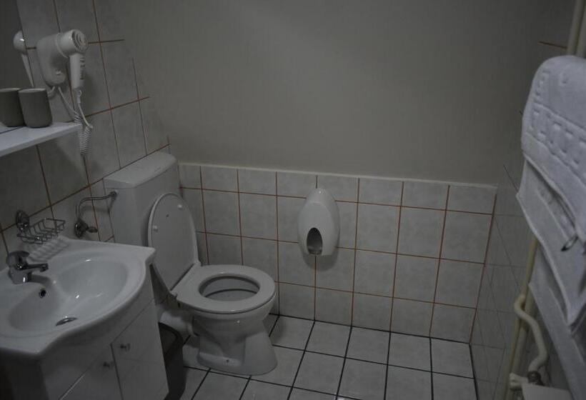 تختخواب و صبحانه Pansion Zlatna Zita