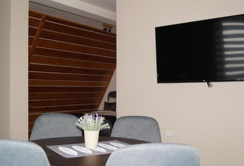 تختخواب و صبحانه Pansion Zlatna Zita