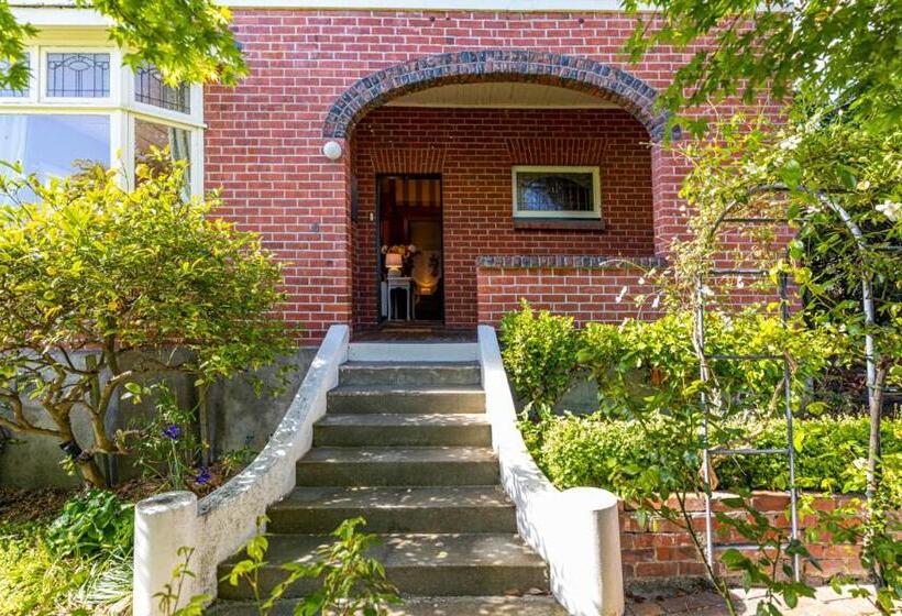 Bed and Breakfast The Whispering Sands