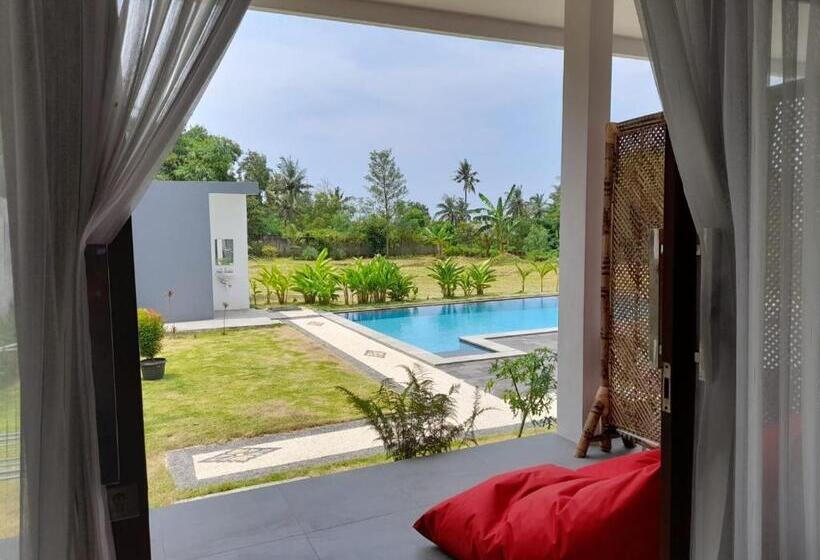 住宿加早餐 Tree Tops Mandalika