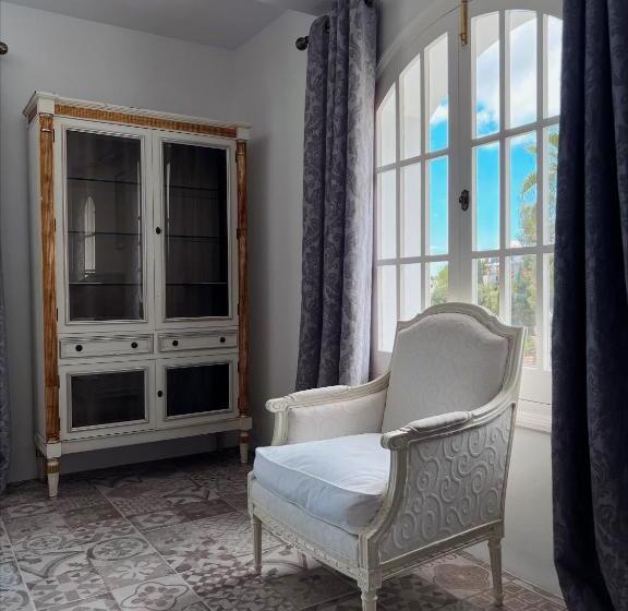 مبيت وإفطار Villa Pureza