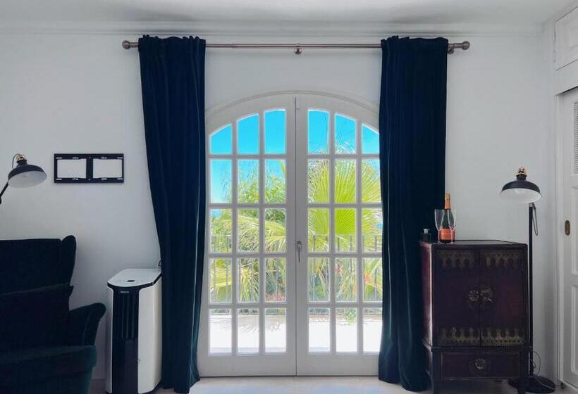 مبيت وإفطار Villa Pureza