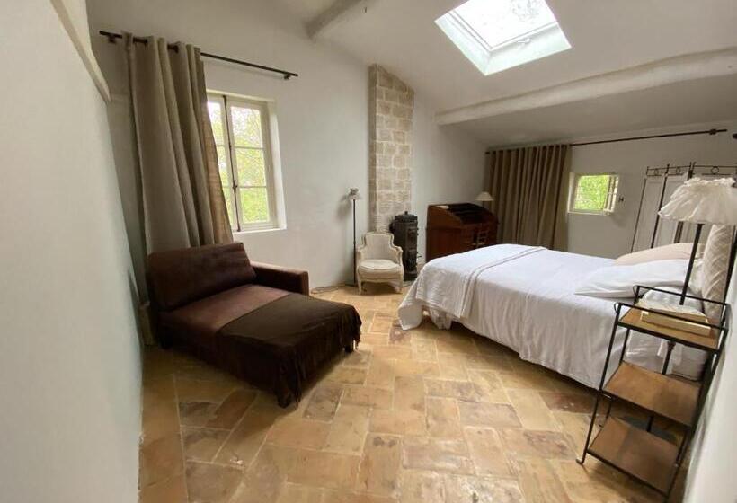 住宿加早餐  Villa Verde Suite Familiale100m2, 2 Chambres, Terrasse Privative Possibilité Table D Hôte