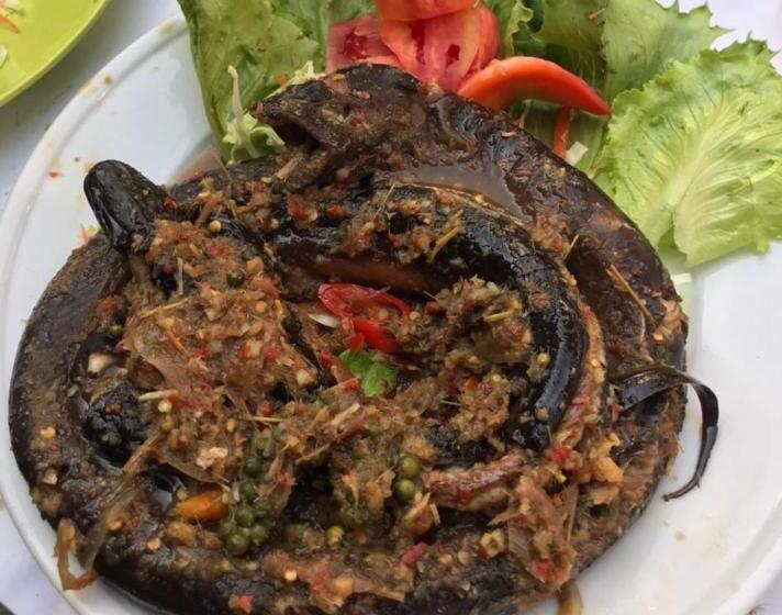 Bouasavan Hotel And Garden