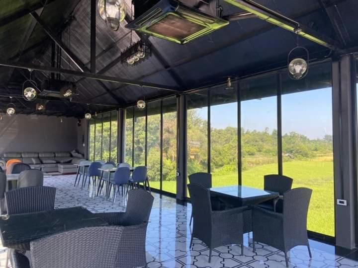 Bouasavan Hotel And Garden