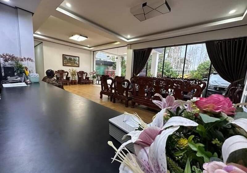 Bouasavan Hotel And Garden