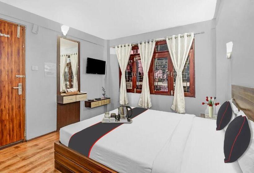 Collection O Hotel Priyatam Nirwana