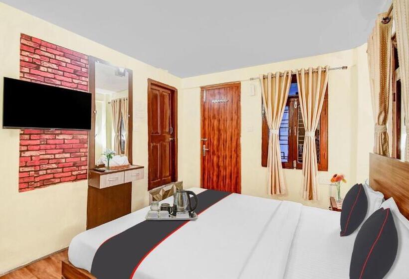 Collection O Hotel Priyatam Nirwana