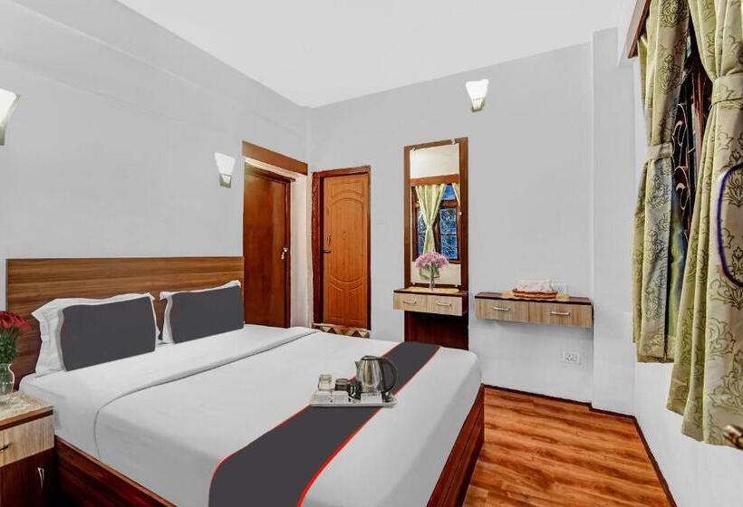 Collection O Hotel Priyatam Nirwana