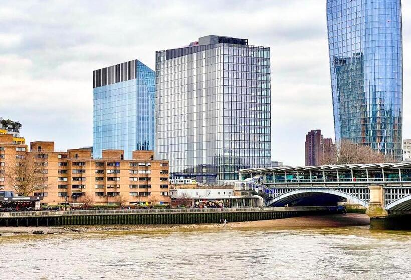 Great River Thames View Entire Apartment In The Most Central London