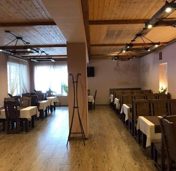 هتل туристичний комплекс «арніка»