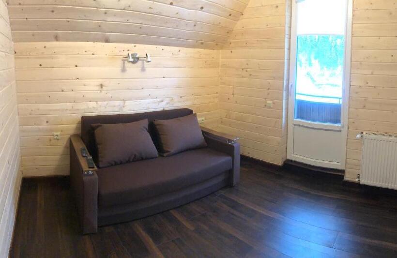 Отель опришок