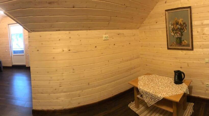 Отель опришок